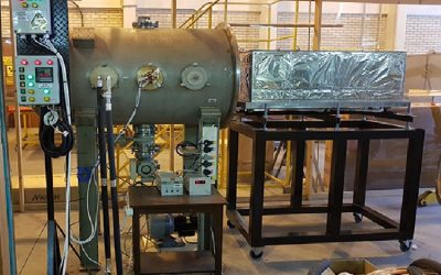 Environmental_Stress_Testing_within_Vacuum_Chamber_for_Satellite_Testing-89798987-750x500