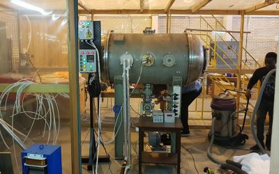 Satellite-Environmental-Stress-Testing-Plate-Within-A-Vacuum-Chamber-758899